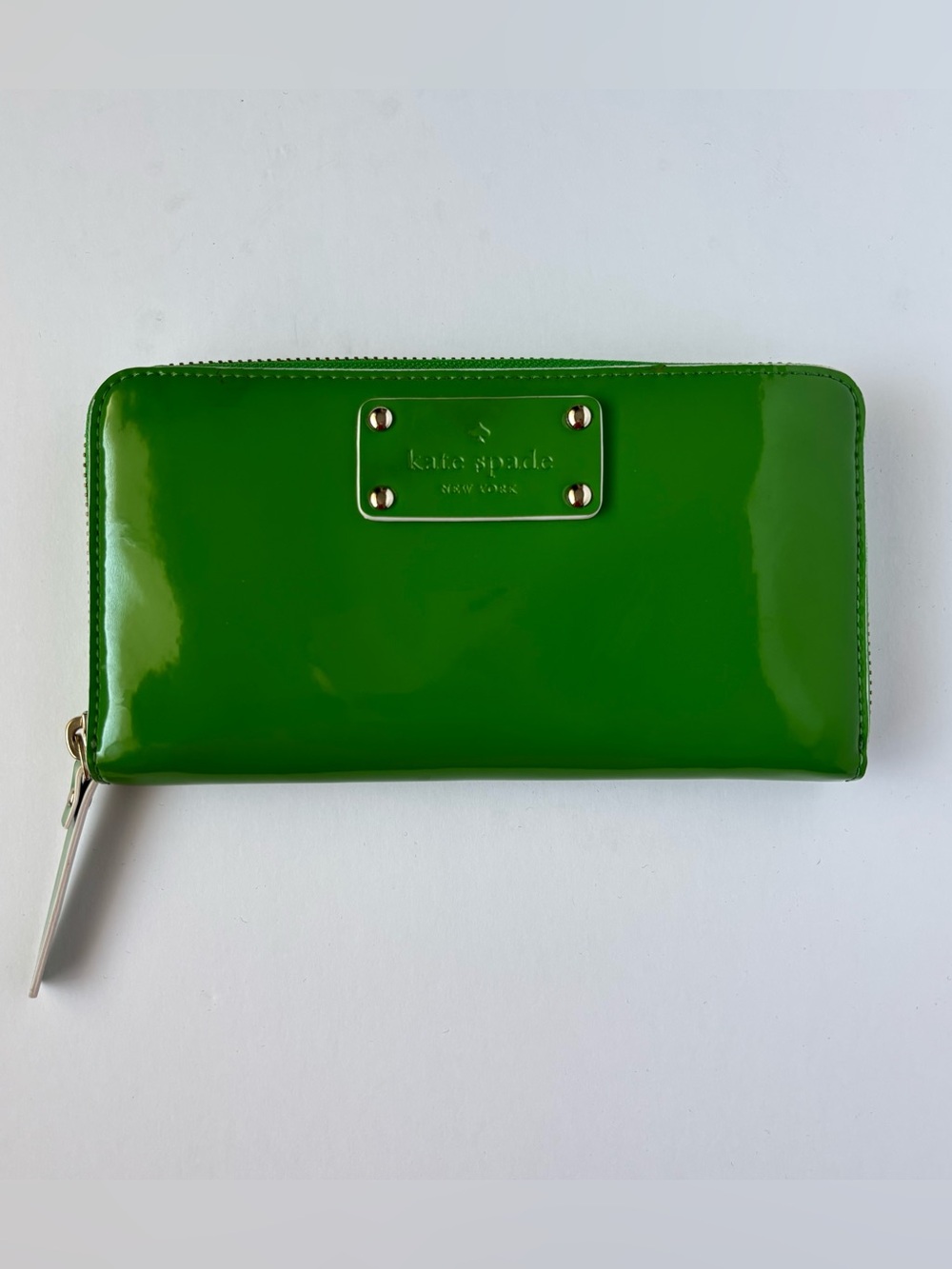 Kate Spade Pasadena Neda Patent Leather Wallet Lawn Green Zip Around Continental